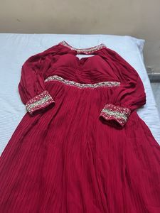 red beautiful party wear gowun