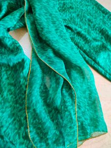 90'sEmerald Green Top with inbuild Scarf🌴🦆🍈🍾🧋