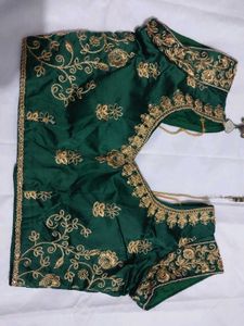 Elegant Emerald Green Embroidered lehenga