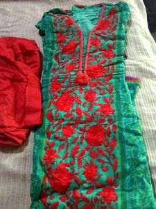 Embroidered Kurta Set size XXL