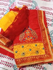 Yallo .Red Saree With Stitch Blouse