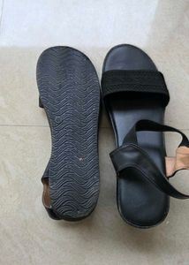 Comfortable Black Flat Sandals