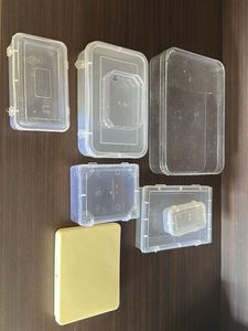 8 Clear Plastic Storage Containers