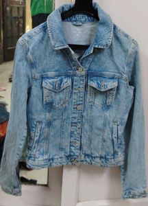 unisex Classic Blue Denim Jacket