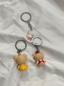 SET OF 3 KEYCHAINS✨