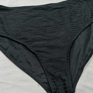 High-Waisted⭐ Textured Bikini Bottom