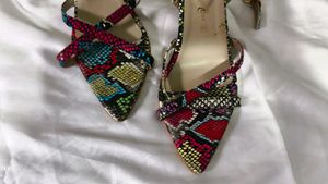 I. MULTI CUTE HEELS