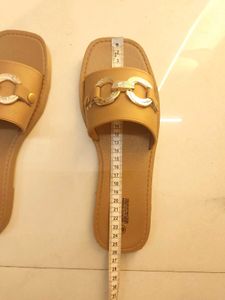 set of 2 sandals