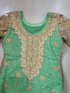 Elegant Green Embroidered Kurta sets 3 pieces