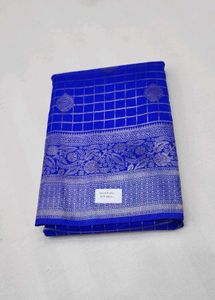 Elegant Cream &amp; Gold Saree