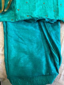 Readymade Suit Set With Lining