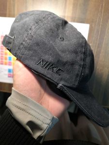 Nike Black Cap with Keychain