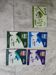 8 Aakash Books for NEET | NCERT