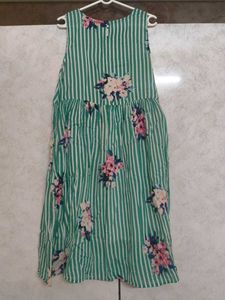 Flowy Green dress
