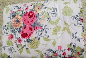 Beautiful Red White' ❤️Comforter