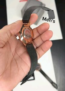Daniel Wellington couples