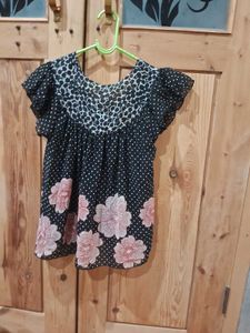 Floral Print Flutter Sleeve Top