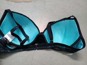 Stylish Black &amp; Teal Lace Bra