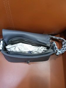 sling bag