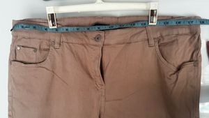 Gia Curves Beige Trousers