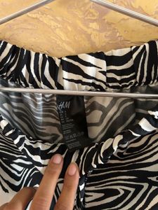 H&amp;M Zebra Print Button-Up night suit /co ord