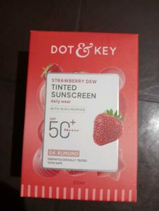 Dot & Key Strawberry Dew Tinted Sunscreen SPF 50