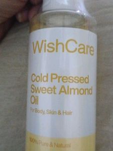 WishCare Cold Pressed Sweet Almond Oil