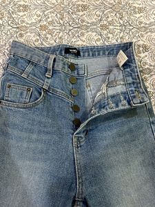 Stylish  bootcut jeans