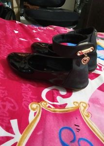 Footwear /belly 5-7 Year