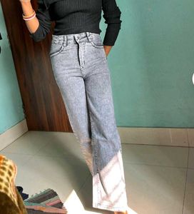 Stretchable Grey Jeans For Women