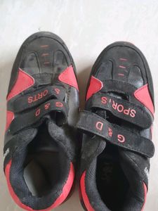 2 KID SHOES