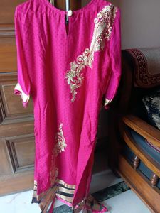 Elegant Pink suit with Gold &amp; Black embroided