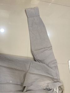 Men's Light Grey Button-Up Shirt