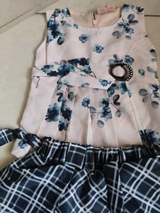 Cute Floral &amp; Plaid Dress Set
