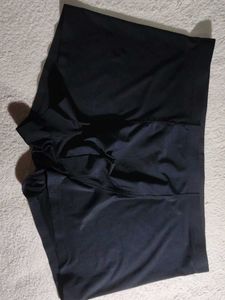 Black Seamless Tube Top