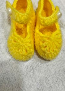 Adorable Yellow Baby Shoes