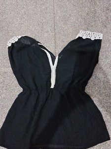 Chic Black Lace Trimmed Tunic Top
