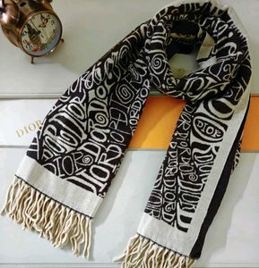 branded stoles unisex