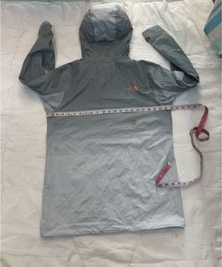 The North Face Men's Grey Jacket