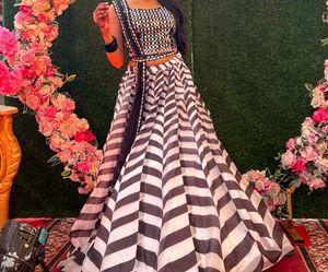 Lehenga With Blouse, Dupatta And Belt