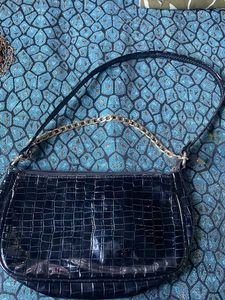 Chic Black Croc Embossed Bag