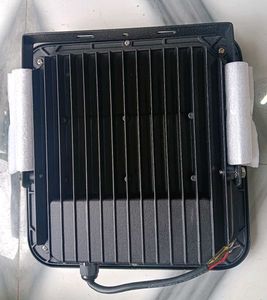 new sealed Crompton 100W LED Floodlight