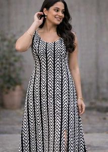 Chic Chevron Print Sleeveless Dress