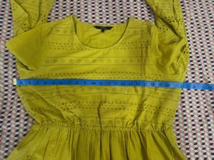Vero Moda - Schiffli Embroidered Peplum Top