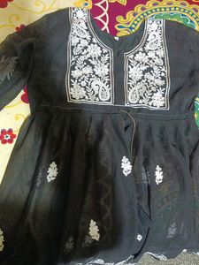 Short Beautiful Chikenkarikurti