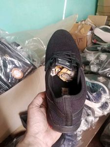 NEW NO USED CASUAL SHOES FOR MEN.