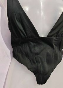 Chic Black V-Neck corset top