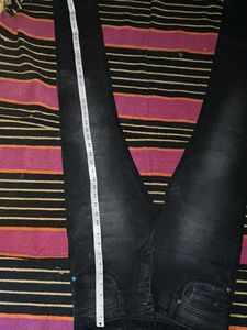 Black Jeans - Stylish Denim