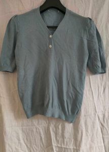 Bundle of 4 Women's Sweaters