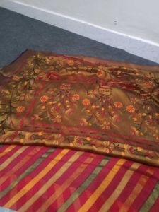 Elegant red yellow leriya Saree with Floral Motifs